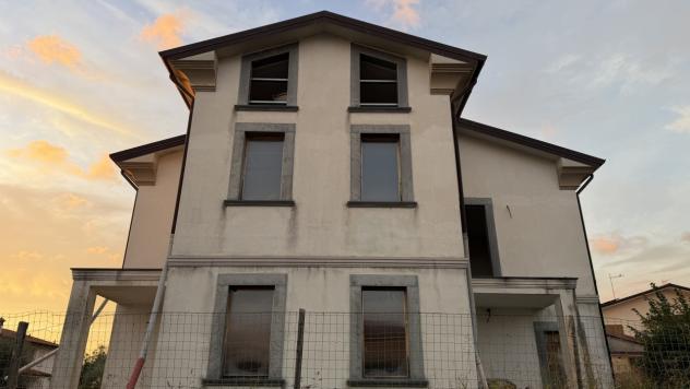 Porzione di casa in vendita a Seravezza