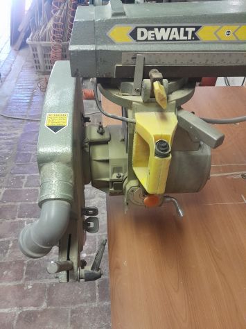 Sega radiale DEWALT modello 1600 S per Legno. Alluminio. altri materiali - Foto 9
