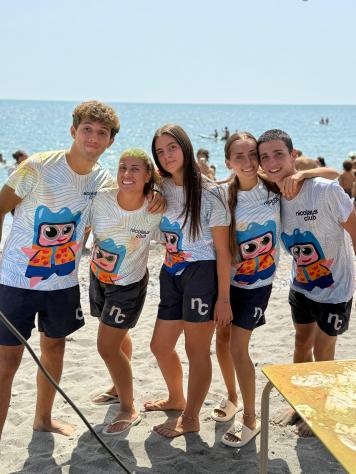 ANIMATORI ed ANIMATRICI MINI CLUB STAGIONE ESTIVA 26 - Foto 4
