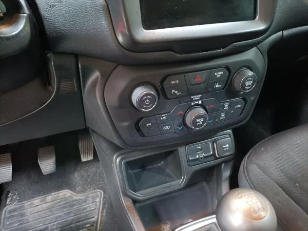 Jeep Renegade 1.6 MJT 120CV 4X2 LIMITED - Foto 8