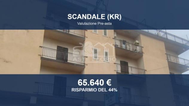 Immobile in asta di 245 m² con più di 5 locali in vendita a Scandale