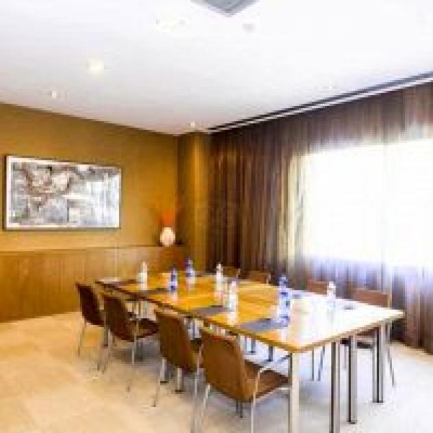 Ac 10 Hotel Vicenza Srl