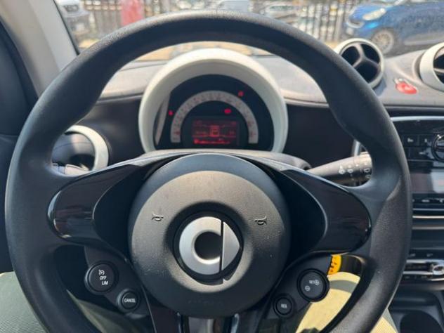 SMART ForTwo 1.0cc 71cv AUTOMATICA CRUISE CONTROL rif. 23900773 - Foto 9