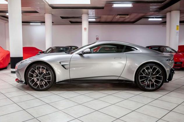 ASTON MARTIN Vantage COUPE'|CARBON PACK|21"|360° CAMERA|SPORT PLUS SEAT rif. 24165518 - Foto 4