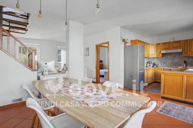 Appartamento di 100 m² con 3 locali e box auto in vendita a Brissago-Valtravaglia - Foto 4