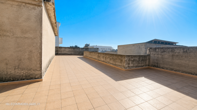 Appartamento al I° con terrazza e garage - Foto 2