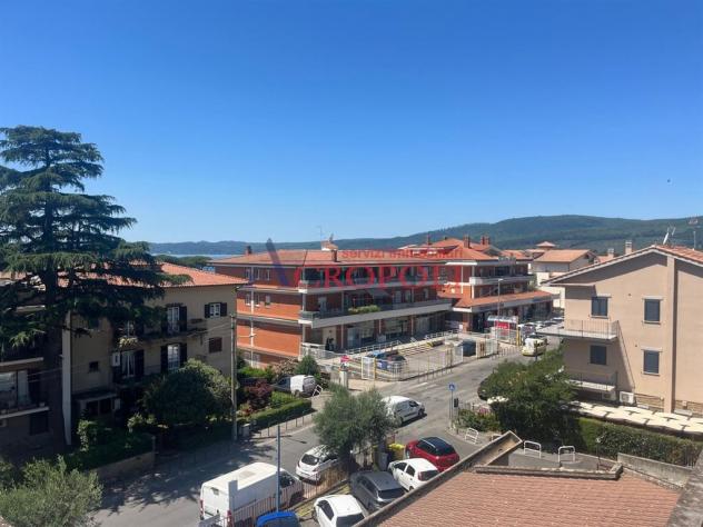 Trevignano Romano – Appartamento con mansarda e posto auto in pieno centro - Foto 11