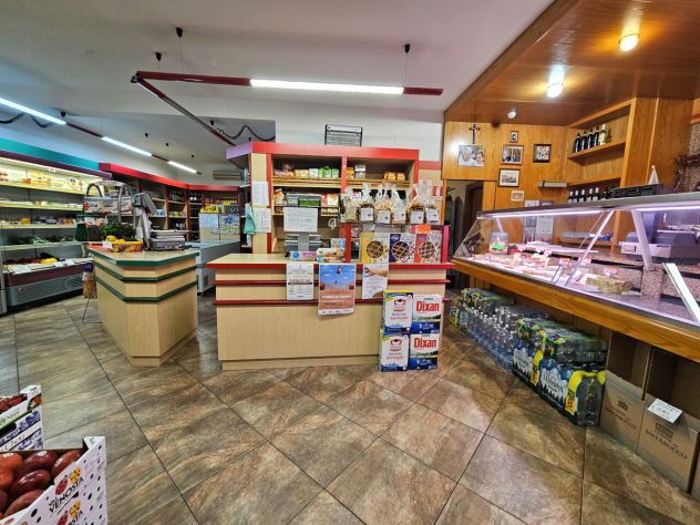 Attività di minimarket con magazzino - Foto 9