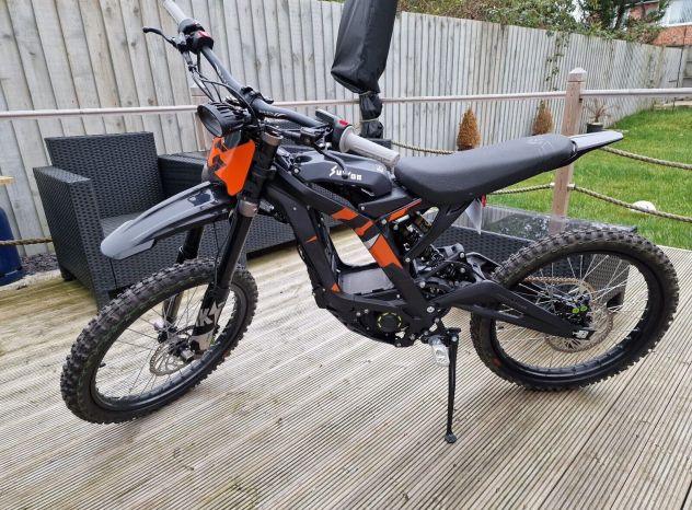 Bicicletta elettrica Sur-Ron Light Bee X del 2023