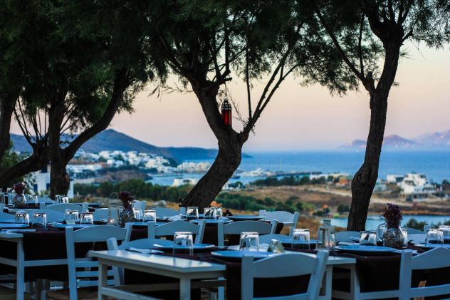 Cameriere/a con Esperienza a Paros in Grecia