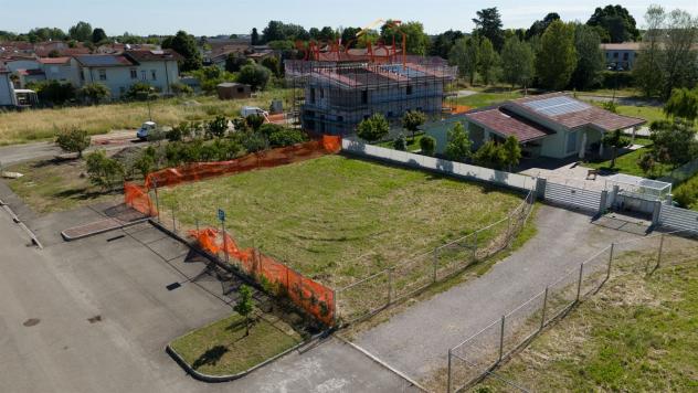 LOTTO EDIFICABILE IN ZONA RESIDENZIALE - Foto 2