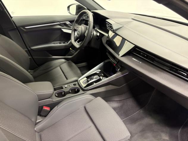 AUDI A3 Sportback 30 TFSI S-TRONIC S-LINE EDITION rif. 24147695 - Foto 3