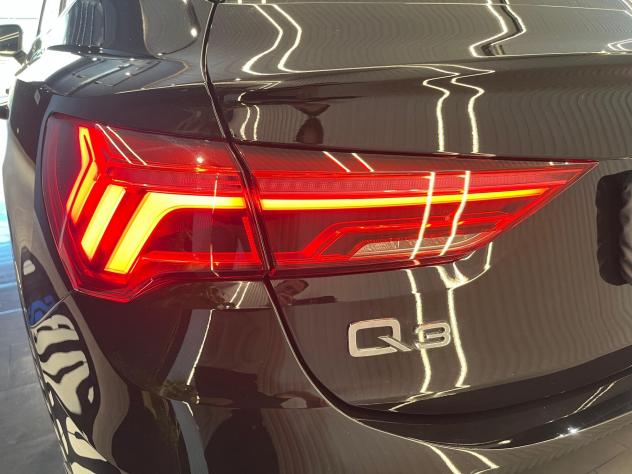 Audi Q3 SPB 45 TFSI e S tronic Business Plus - Foto 9