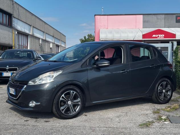 Peugeot 208 1.4 HDi 68 CV 5 porte OK NEO PATENTATI - Foto 5