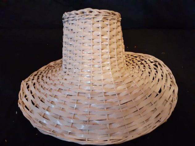 Cesto paglia forma cappello nuovo