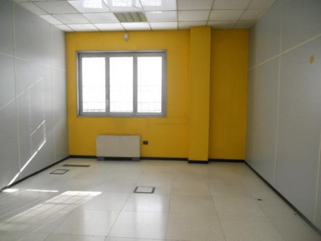 Immobile di 4300 m² con 1 locale in affitto a Settimo Milanese - Foto 11