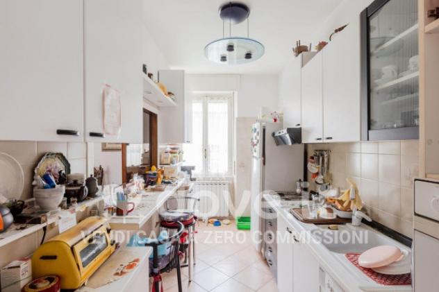 Villa di 350 m² con più di 5 locali e box auto in vendita a Cocquio-Trevisago - Foto 18