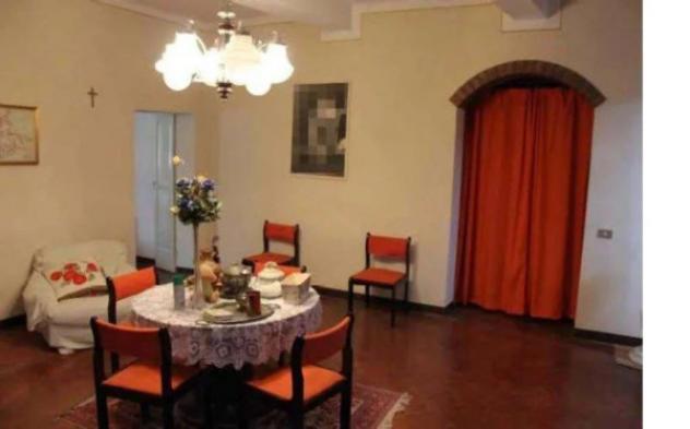 Immobile in asta di 360 m² con più di 5 locali in vendita a Viadana - Foto 4