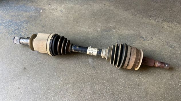 Semiasse anteriore DX Nissan Navara 2.3DCI D23 del 2018 (391004JA0B)