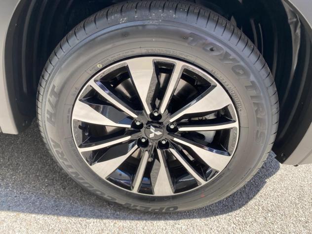 Mitsubishi Outlander PHEV 2.4l PHEV INFORM PRONTA CONSEGNA - Foto 9
