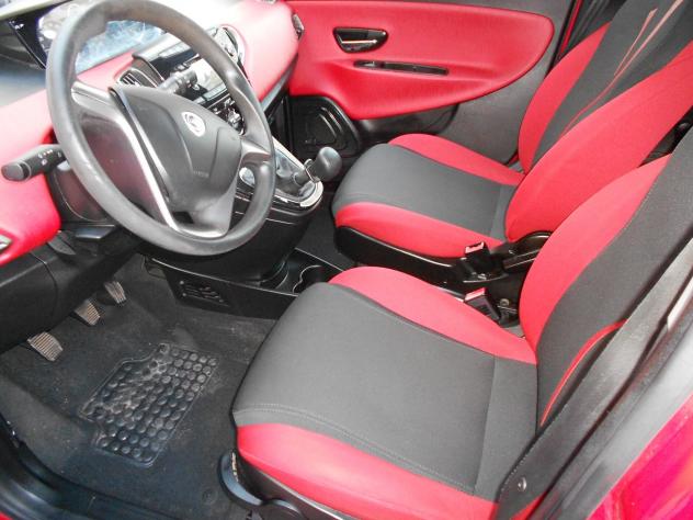 Lancia Ypsilon 1.2 69 CV 5 porte S&S Silver - Foto 5