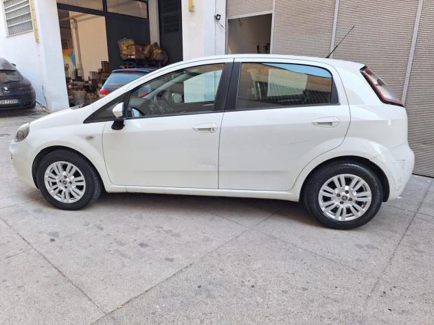 Fiat Punto 1.3 MJT II S&S 85 CV 5 porte ECO Lounge - Foto 5