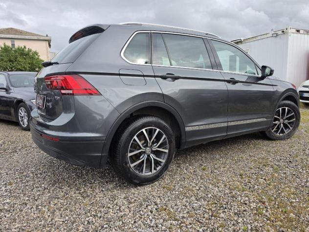 VOLKSWAGEN - Tiguan - 1.6 TDI Business 115CV - Foto 4