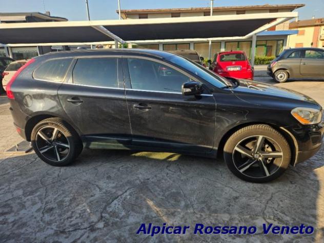 VOLVO XC60 D3 AWD Momentum rif. 23991442 - Foto 3