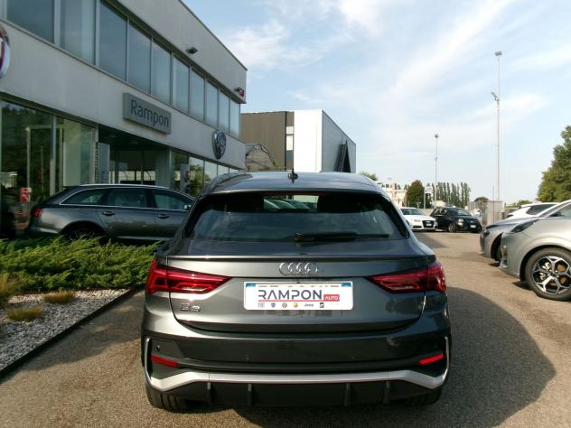 Audi Q3 2.0 35 TDI S Line Edition S Tronic - Foto 5