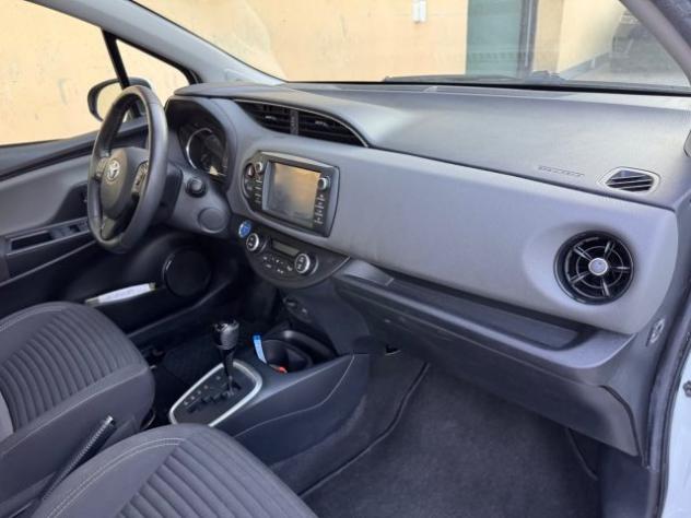 TOYOTA Yaris 1.5 5 porte Active rif. 24162710 - Foto 9