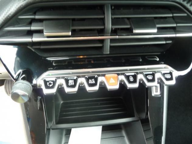 PEUGEOT 2008 BlueHDi 110 S&S Active rif. 22717828 - Foto 8