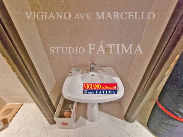 FOGGIA - VENDESI - LOCALECOMMERCIALE 2 INGRESSI - VIA MOLFETTA N. 30/D-MQ. 51 - Foto 7