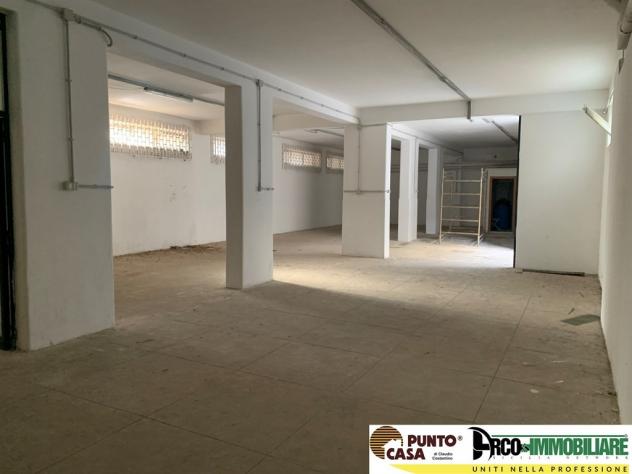 Vendita in blocco Tre Ampi Magazzini contigui di 584 mq zona Malaspina - Foto 12
