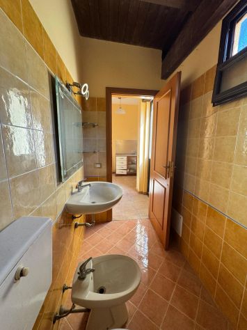 10 V075 Palazzina indipendente ristrutturata nel cuore di Bagheria - Foto 9