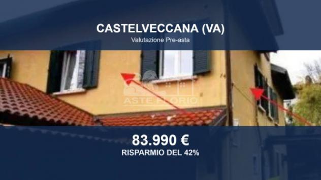 Immobile in asta di 120 m², box auto in vendita a Castelveccana