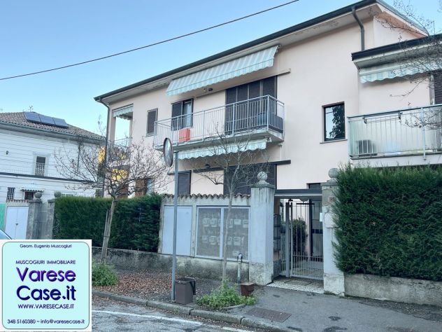 Bel MONOLOCALE arredato in AFFITTO in centro a PONTE TRESA - Foto 4