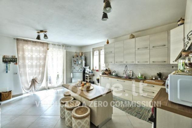 Casa indipendente di 250 m² con 4 locali in vendita a Dumenza - Foto 12
