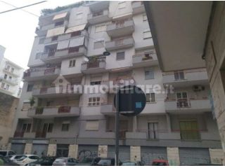 Fittasi stanza a studenti o lavoratori - Bari zona Campus