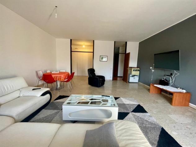 gll1000 - grande trilocale arredato, spese condominali e riscaldamento inclusi - Foto 2