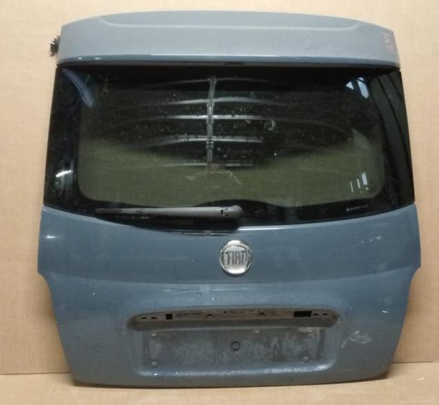 PORTELLO BLU SCURO MET. C/MOT. E SPOILER (No Serrat.) 999-U64921 Carrozzeria  Lamierati esterni  Portello  Portello post. ABARTH - 500 / 595 / 695 - 0