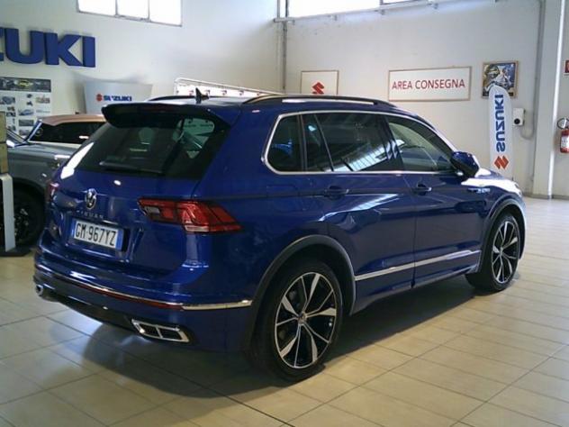 VOLKSWAGEN Tiguan 2.0 TDI 150 CV SCR DSG R-Line rif. 23891748 - Foto 3