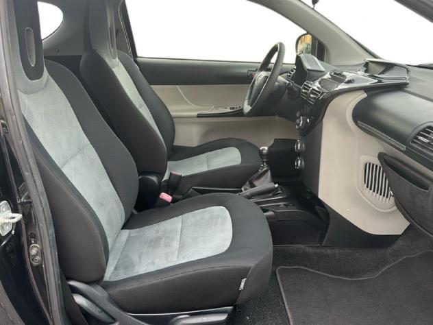 Toyota iQ 1.0 VVT-i Active - Foto 10