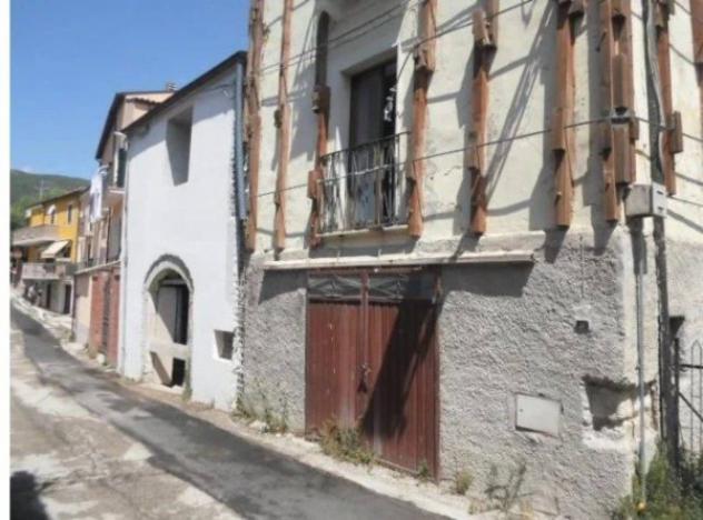 Immobile in asta di 169 m² con più di 5 locali in vendita a Bussi sul Tirino - Foto 10