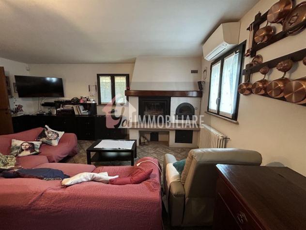 VILLA INDIPENDENTE PRONTA PER ESSERE ABITATA - Foto 15