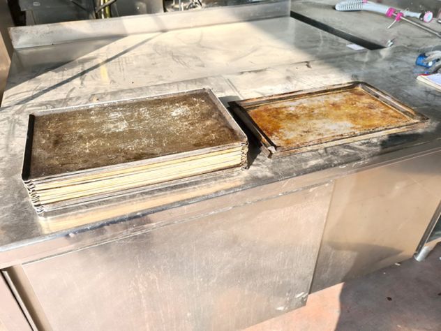 teglie da forno per cottura pane usate