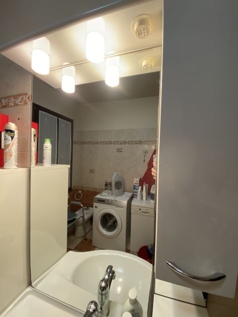 mobile bagno con lavabo e specchiera bianco - Foto 8
