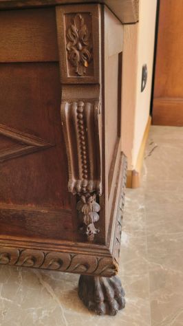 Cassapanca antica in legno intagliato - Foto 2