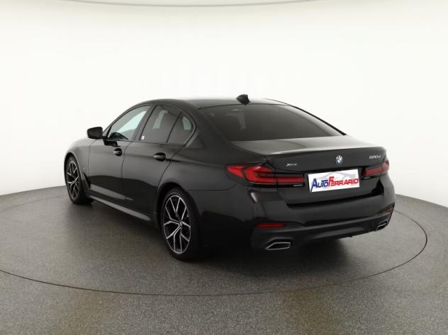 BMW Serie 5(G30/31/F90) 520d 48V xDrive Msport - Foto 3