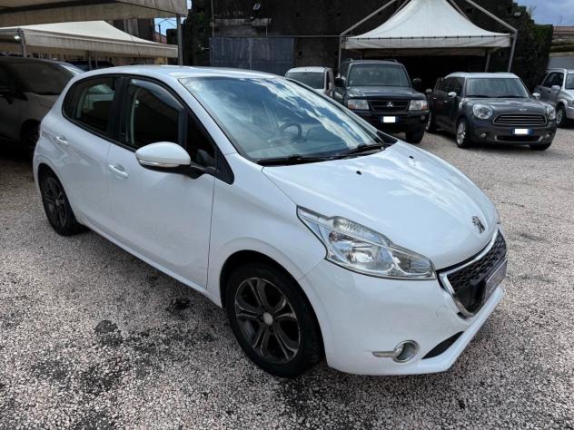 Peugeot 208 1.4 HDi 68 CV 5 porte Allure - Foto 6