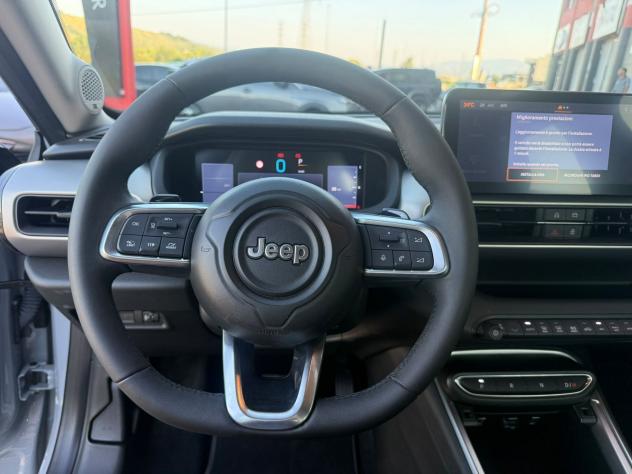 Jeep Avenger e-Hybrid 1.2 MHEV e-Hybrid Turbo Altitude - Foto 8